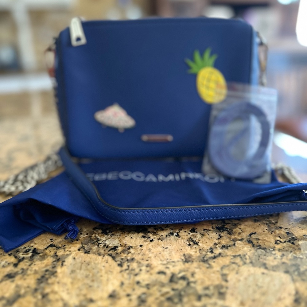 Rebecca Minkoff Avery crossbody bright blue & silver hardware and dust bag - Picture 9 of 15